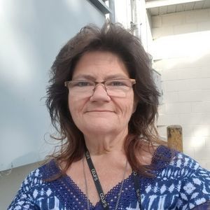 Meet your Posher, Dina